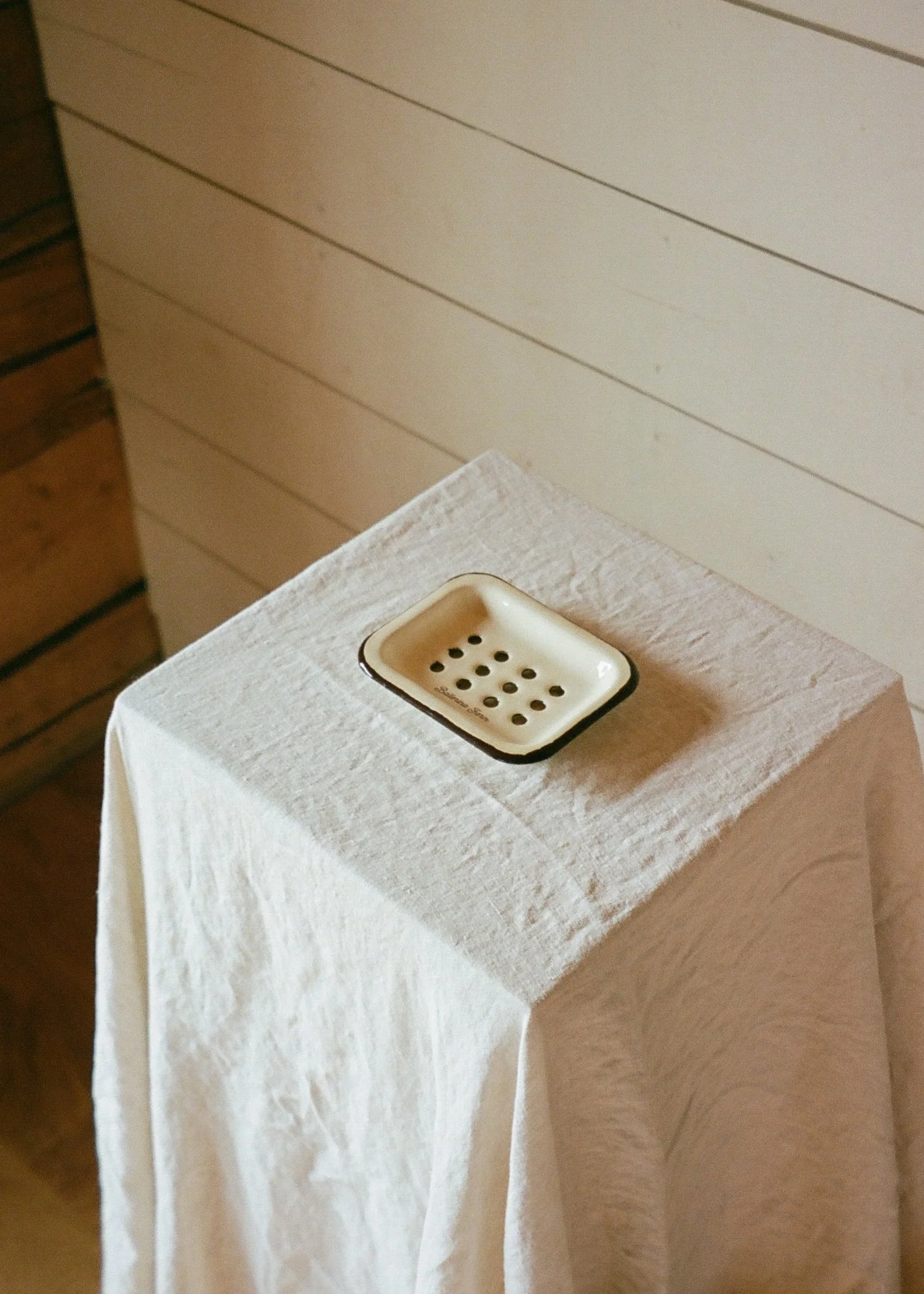 Enamel Soap Dish - Image 2